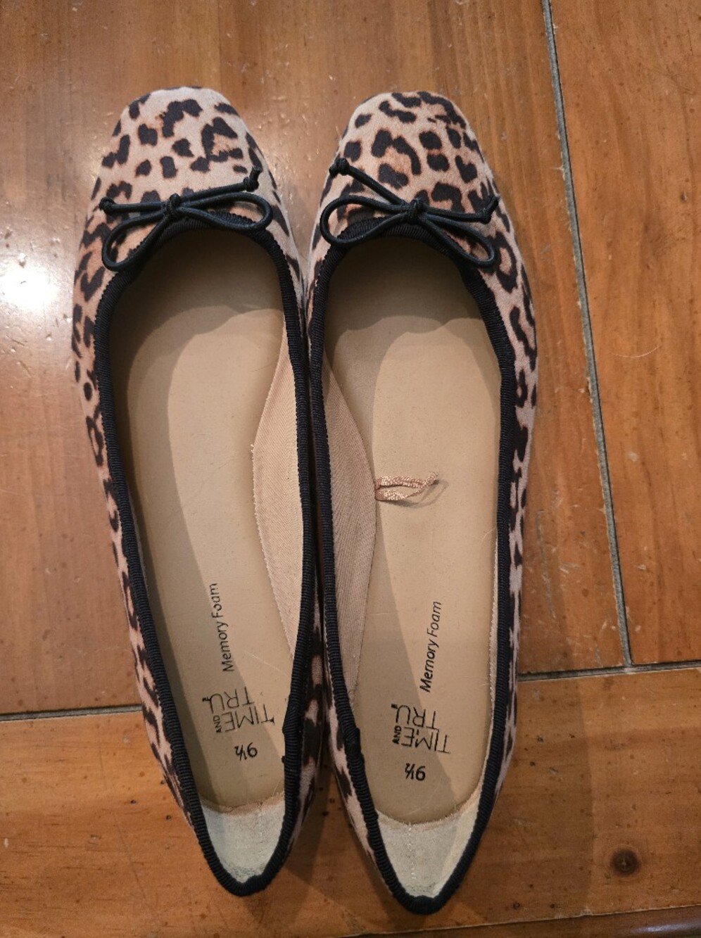 Time and Tru Leopard Ballet Flats with Black Trim and Bow 9.5